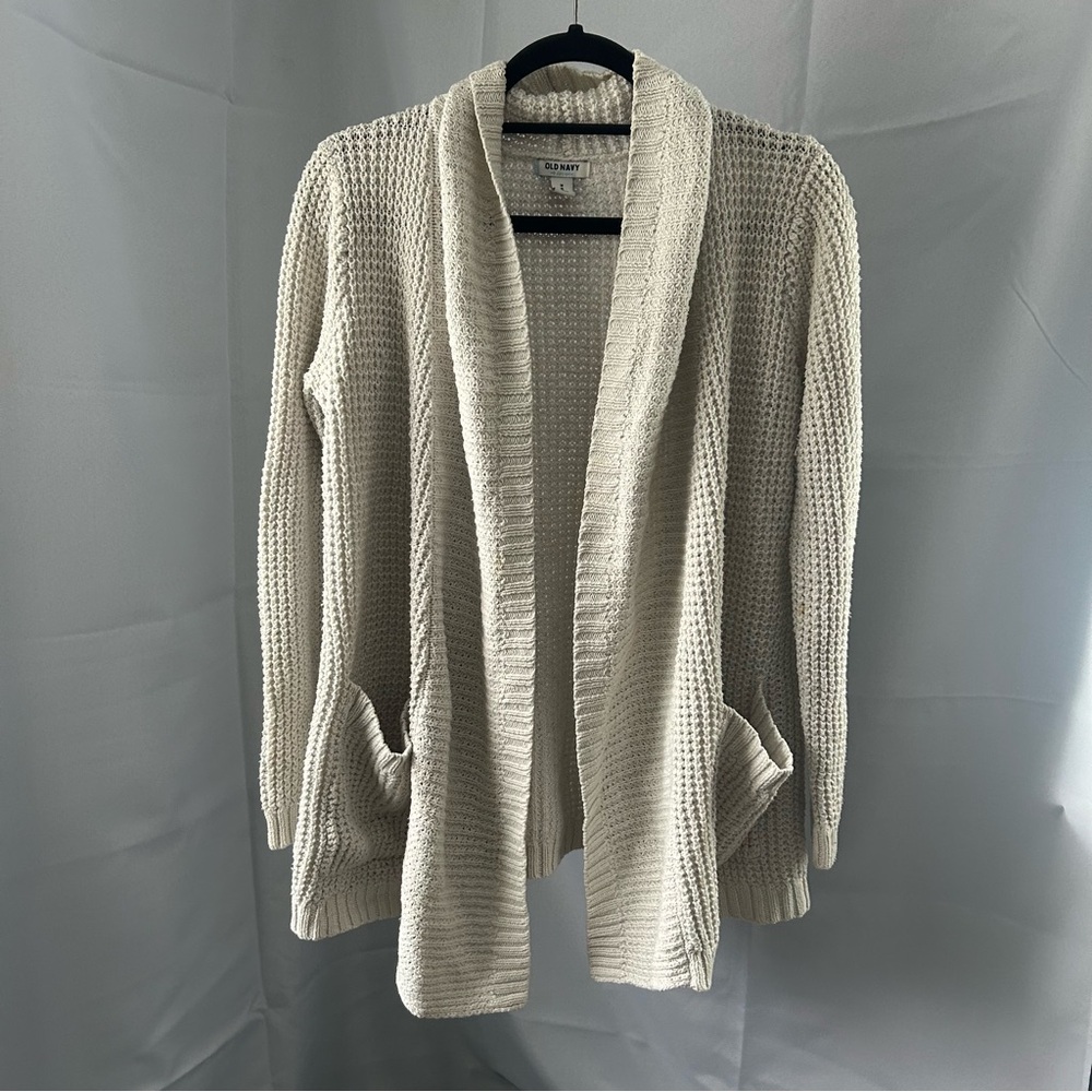 Old Navy Women's Cream Cardigan Sweater